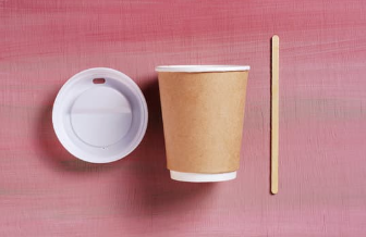 Les couvercles compostables sont-ils aussi résistants que les couvercles en plastique ?